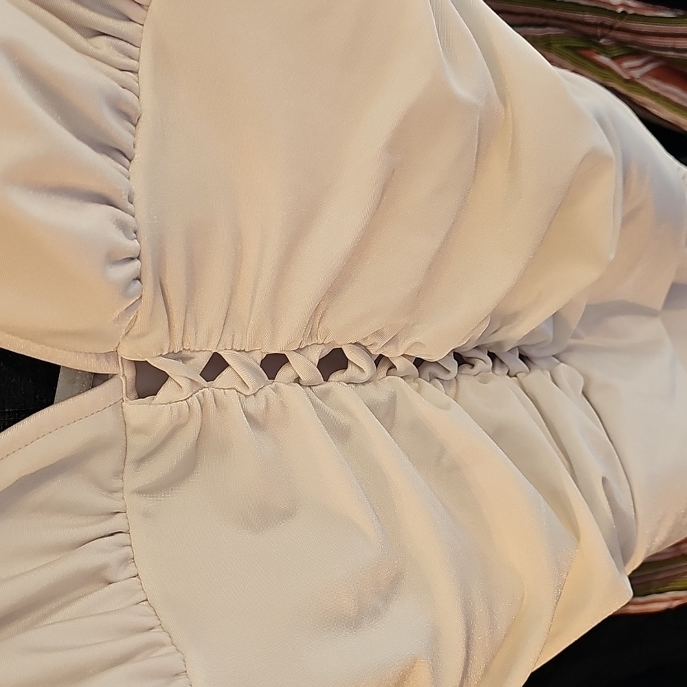 Elegant White Swimsuit With Multi-Color Coverup - Picture 3 of 8